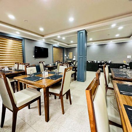 Srinagar Group Of Hotels Экстерьер фото